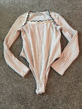 Girls Long Sleeve Ribbed One-Piece Bodysuit in Light Pink Shein Size L